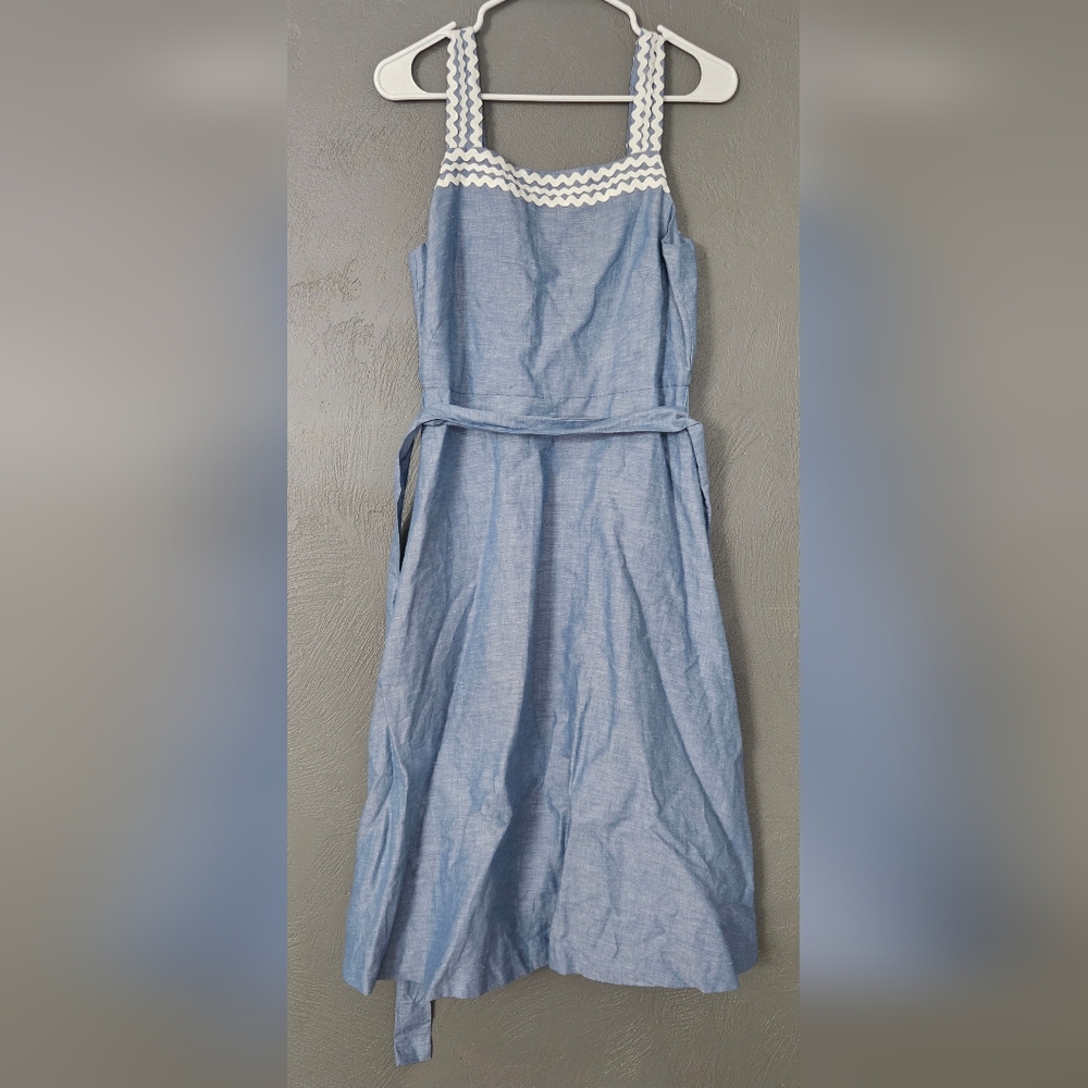 Ann Taylor size 2 BRAND NEW